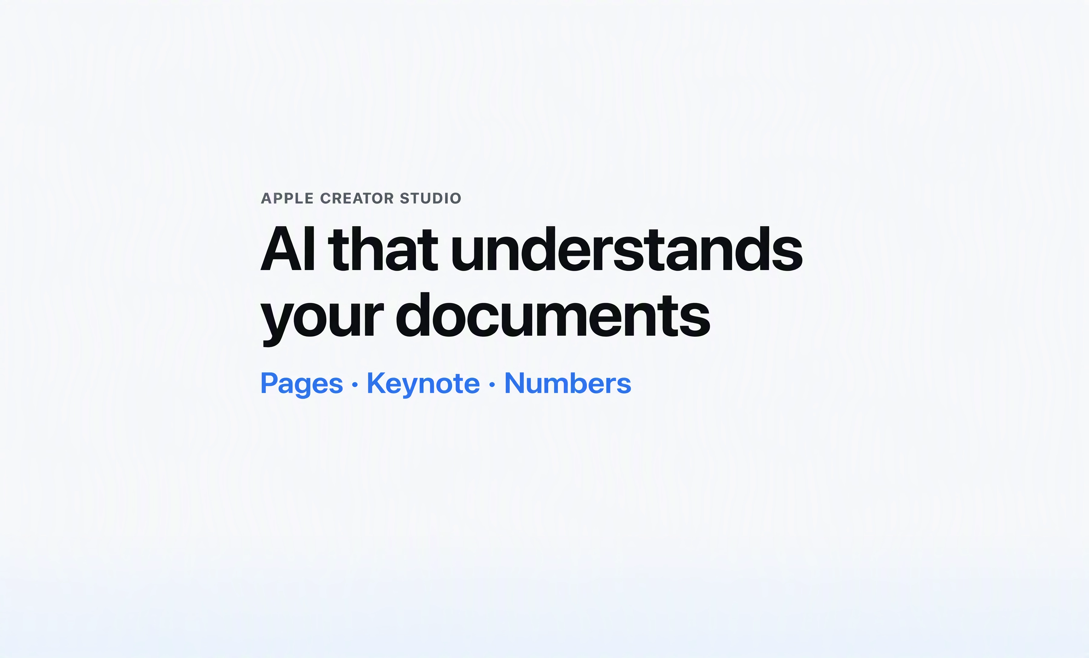 Apple Creator Studio 封面写着“理解您的文档的 AI”,下方列出 Pages、Keynote 和 Numbers。